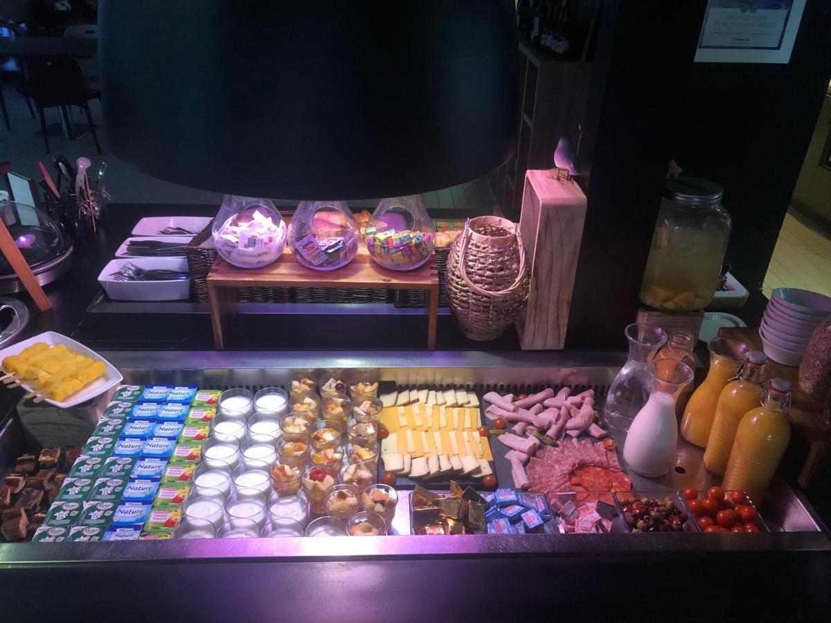 钟楼圣马洛圣鲁安杰雷酒店 圣茹安·德斯·盖尔 外观 照片